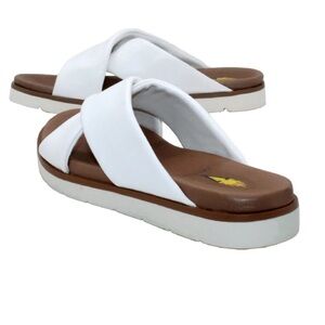 Volatile  AUSHAN White Crisscross Slide Sandals with Brown Footbed